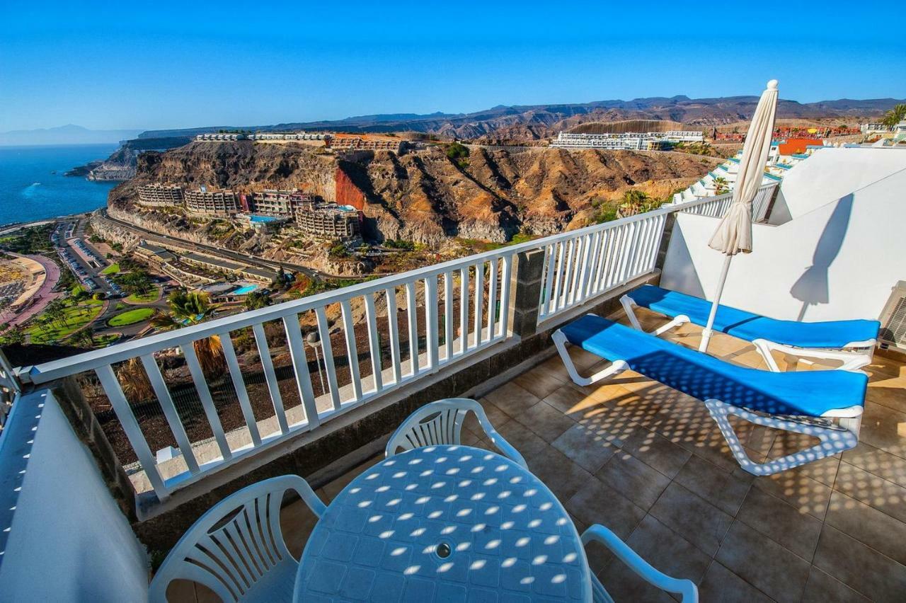 Apt With Terrace Facing Amadores Beach Exterior photo