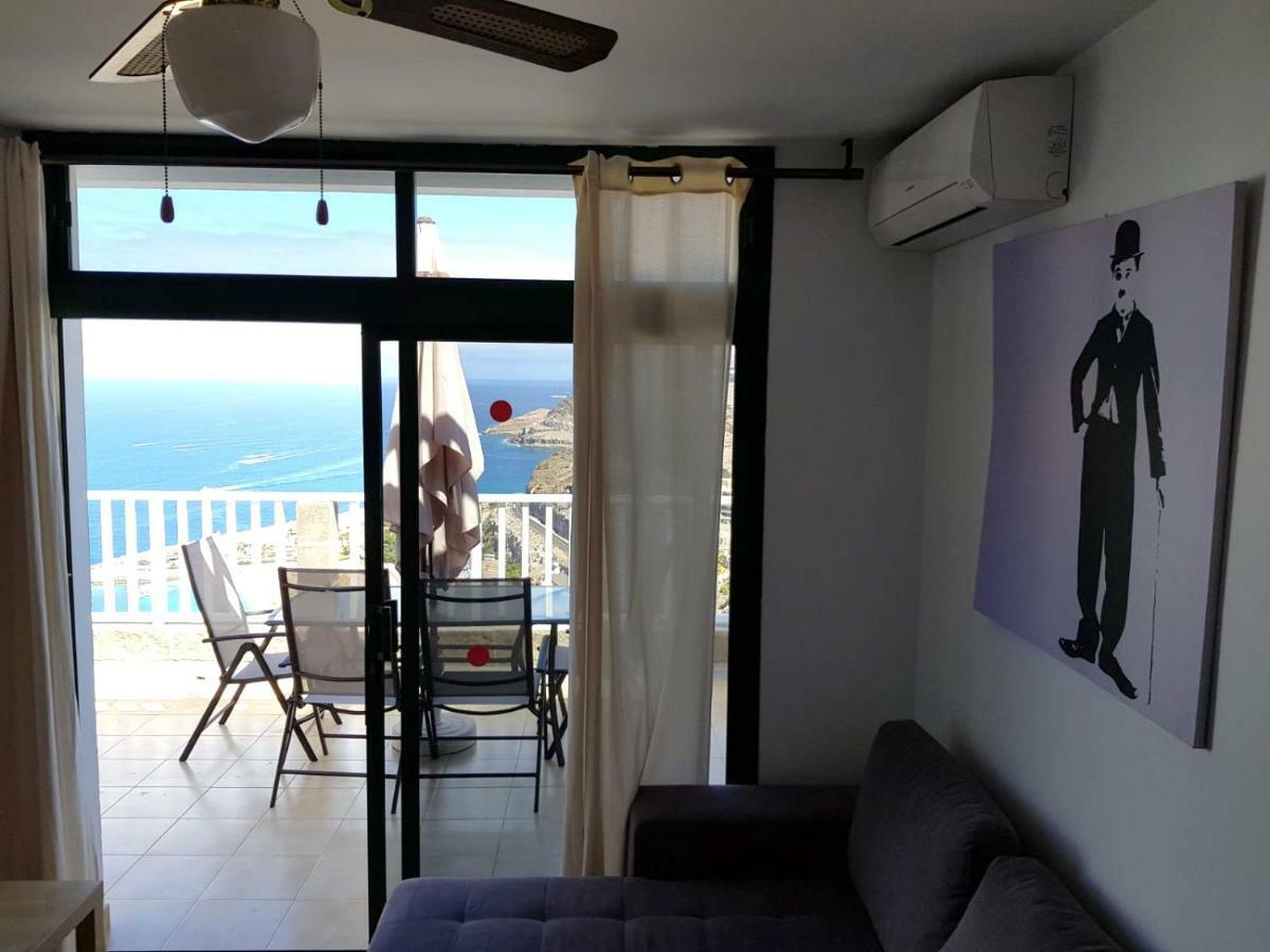 Apt With Terrace Facing Amadores Beach Exterior photo