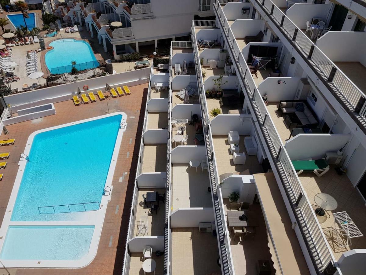 Apt With Terrace Facing Amadores Beach Exterior photo